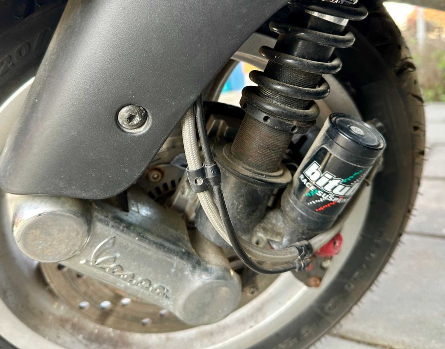 Piagio Vespa GTS 300