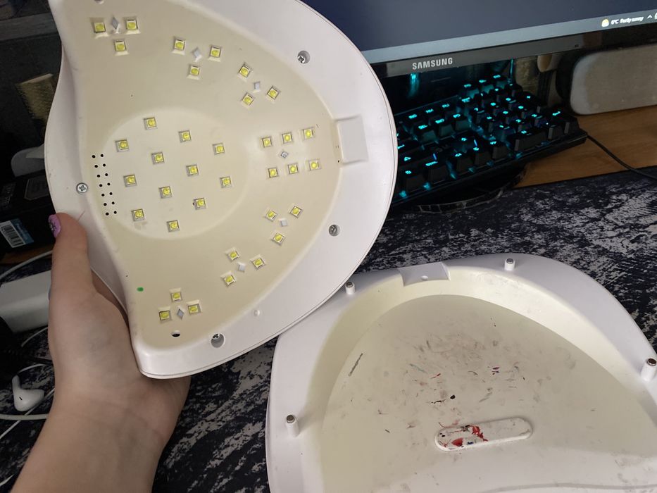 Продам лампу для маникюра