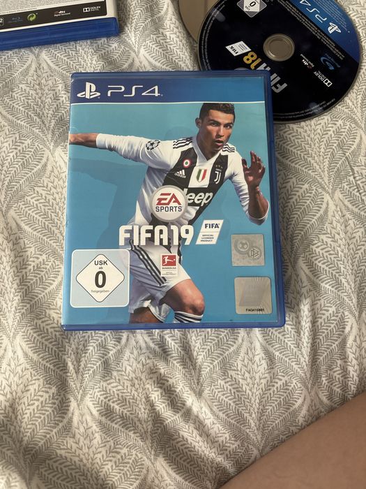 PS4 Video Game: FIFA 19