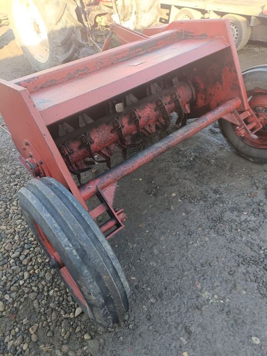 Tocătoare de resturi vegetale