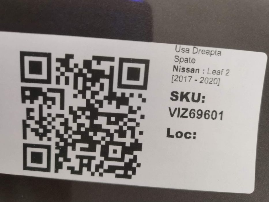 Ниссан Лиф / Nissan Leaf 2 Дясна задна врата Оригинална В добро състоя