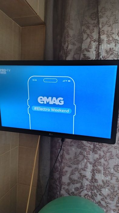 Smart TV LG diagonala de 60 cm in stare perfecta