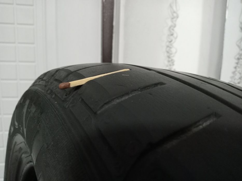 Шины б/у 2+2 DUNLOP 185/60/15