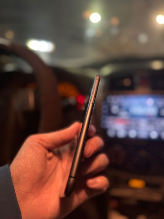 Продам iPhone 11 128 Gb айфон 11