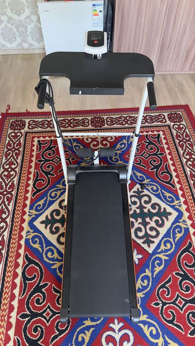 Продаю беговую дорожку