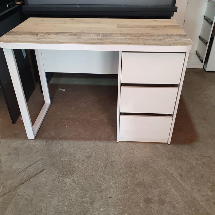 Столы офисные, компьютерные