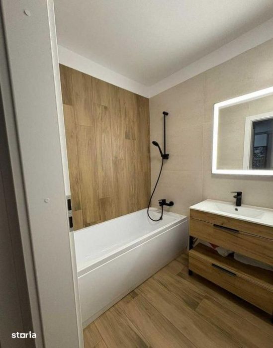 Apartament 3 camere, modern, 56mp, zona Eroilor
