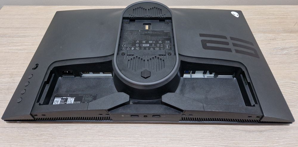 Display defect alienware aw2521H
