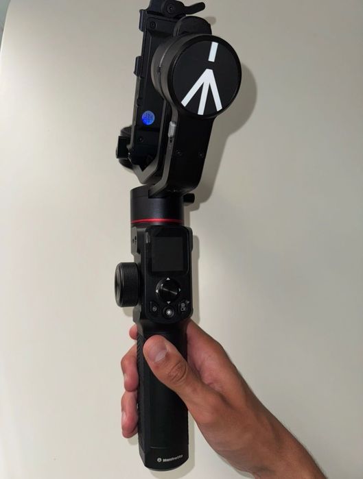 Vând Stabilizator Gimbal Manfrotto MVG220 complet la cutie, impecabil
