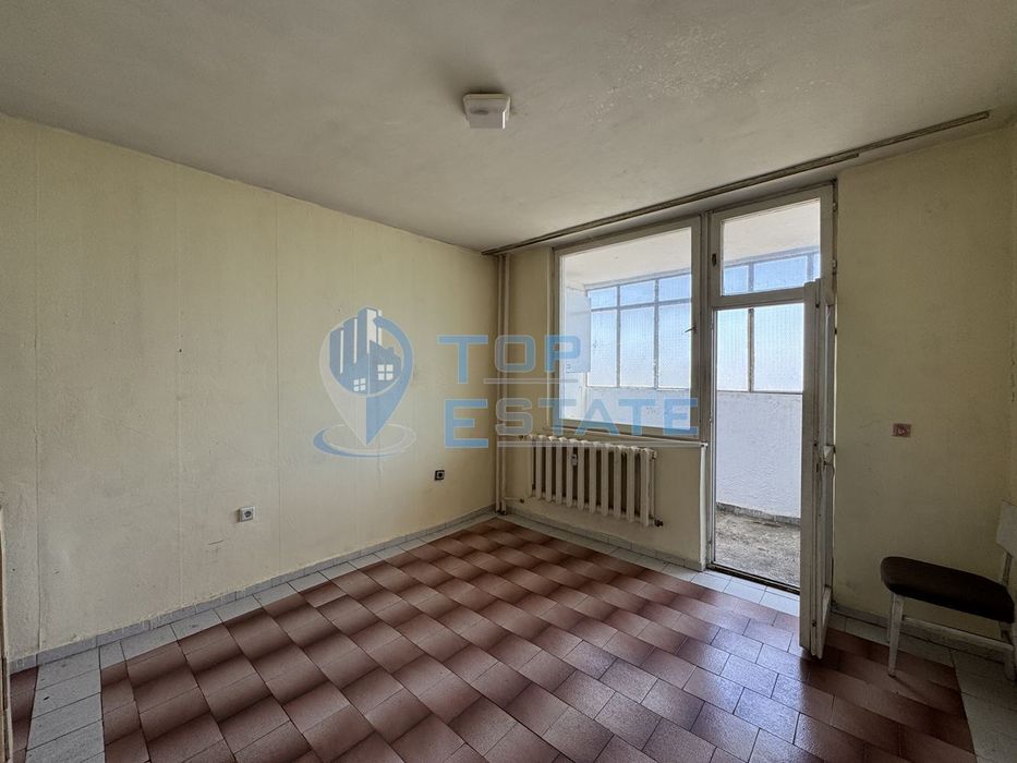 Продава се Тристаен апартамент в Велико Търново, Бузлуджа - 80 кв.м за 1288 €/кв.м - Снимка #1