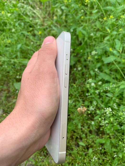 iPhone 13, vakumidan !