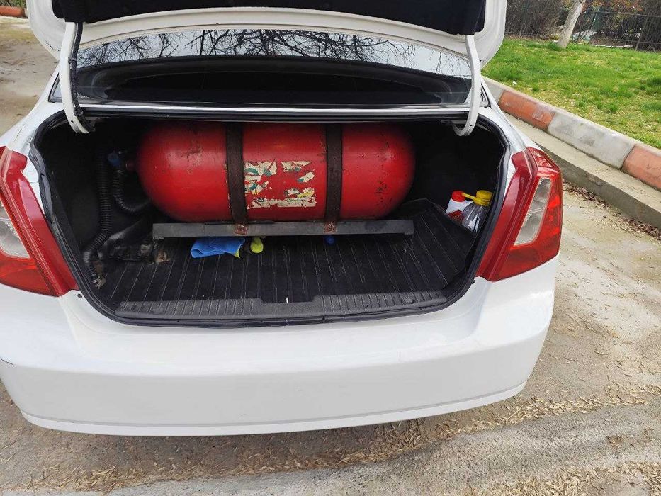 Chevrolet Lacetti 2013 года, пробег - 150 000 км