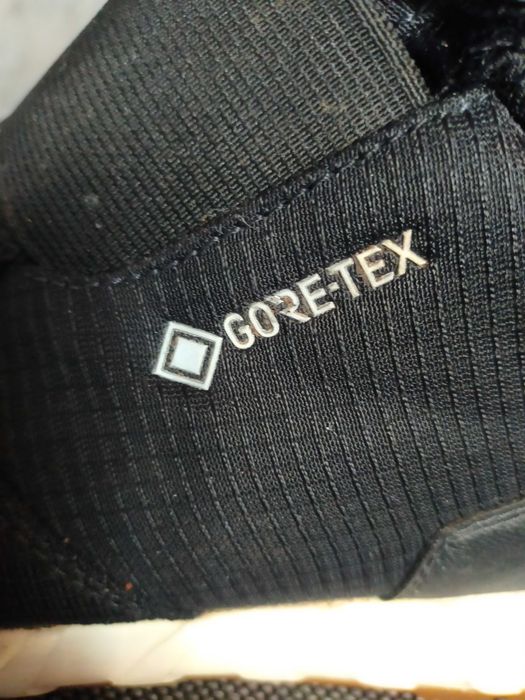 Vând ghete ZERO Gore Tex mărimea 35