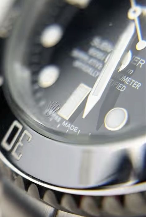 Rolex submariner часы премиум класса.