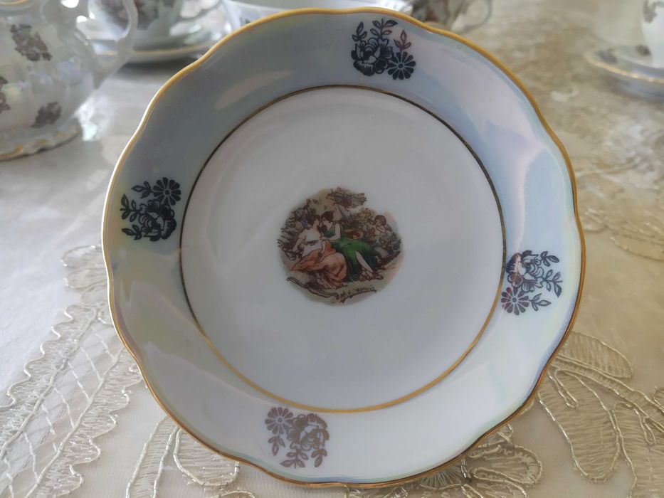 Немецкий чайный сервиз Мадонна