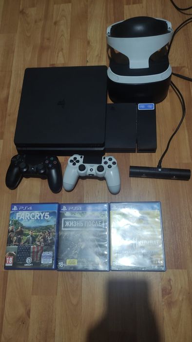 Плейстейшн 4, 2 джойстика dualshok4, VR очки, 3 диска.