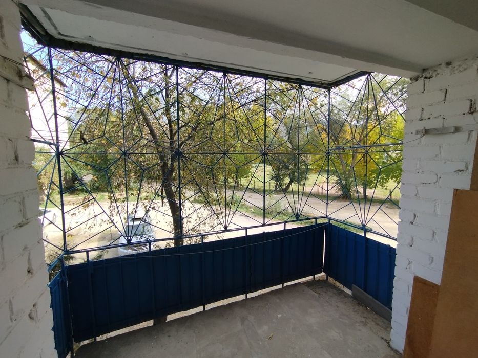 Продам 3-х  комнатную квартиру