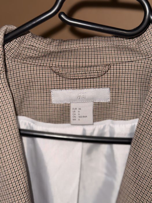 Дамско сако H&M-ново