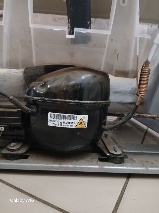 Продам холодильник