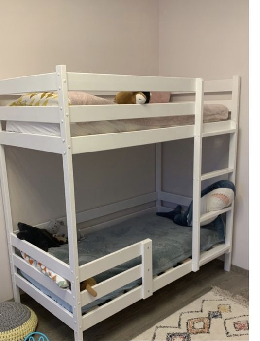 Продам двухъярусную кровать