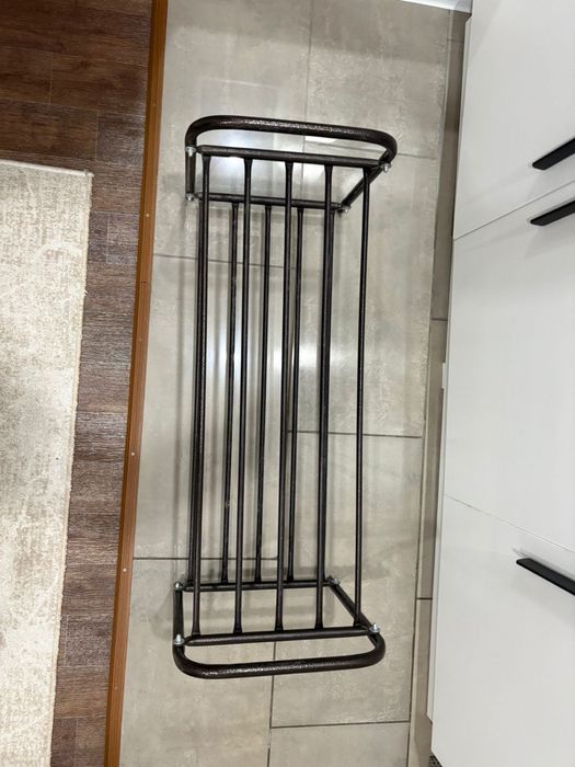 Продам Обувницу в хорошем качестве