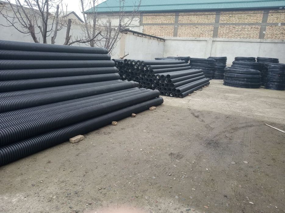 Гофра труба. Гофрированная труба. Труба пвх. Дренажная труба. Gofra.