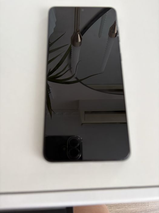 Samsung S21 plus б/у