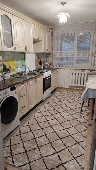 Срочно торг! Продам 3х комн.квартиру