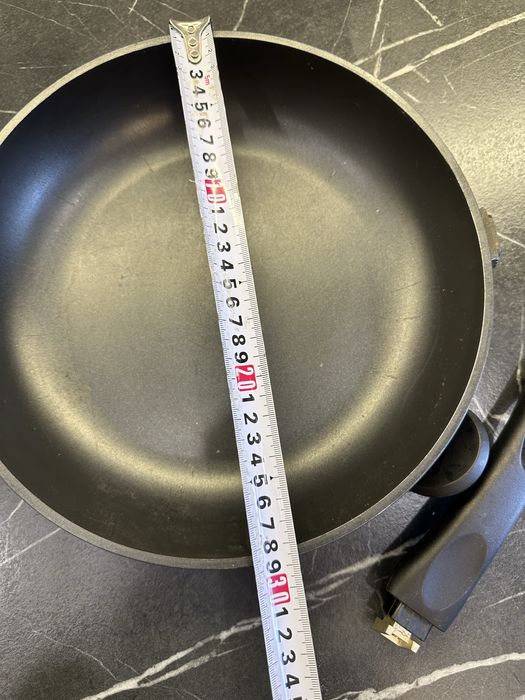 Продам сковороду