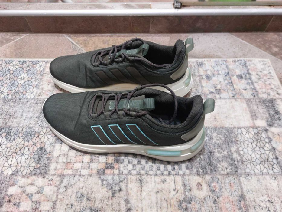 Маратонки Adidas