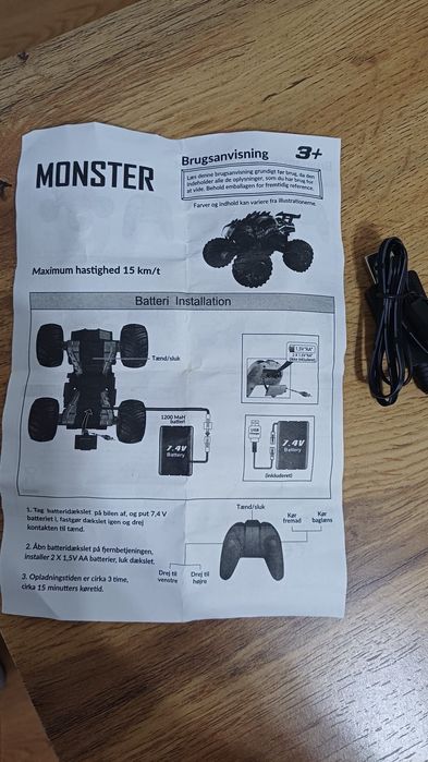 Mașină de teren cu telecomandă