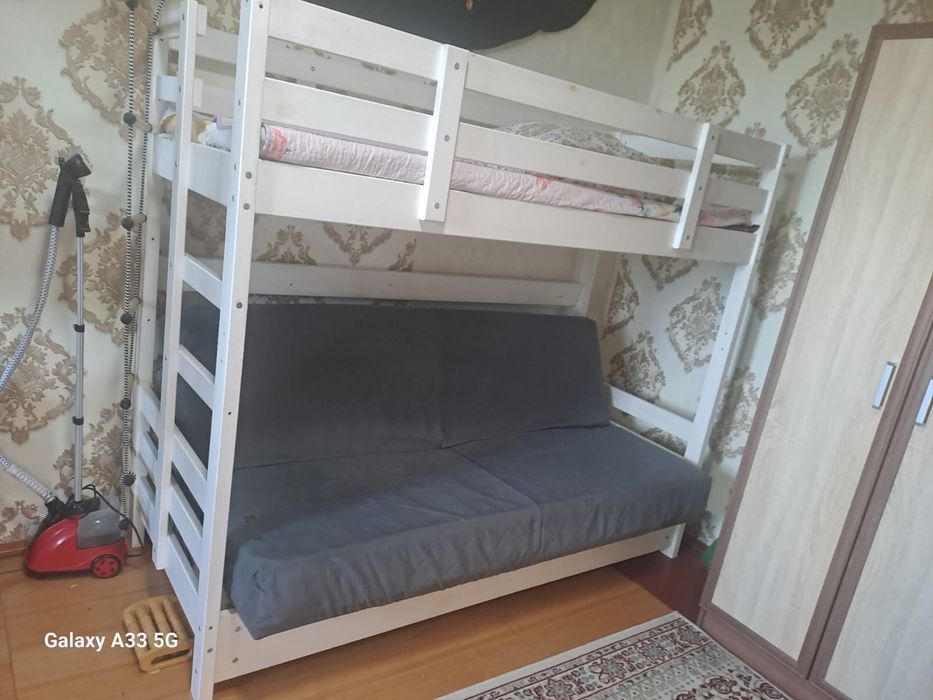 Продам! Стол 2/5 состояние отличное цена 25 тг