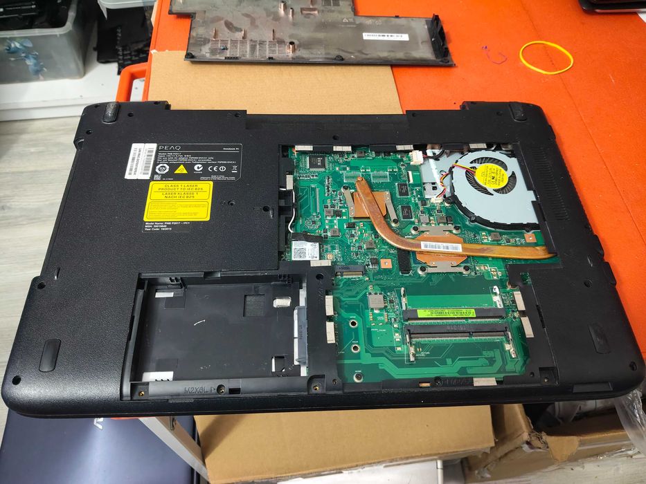 Dezmembrez Medion Peaq P2017 I7 6500U mb ok