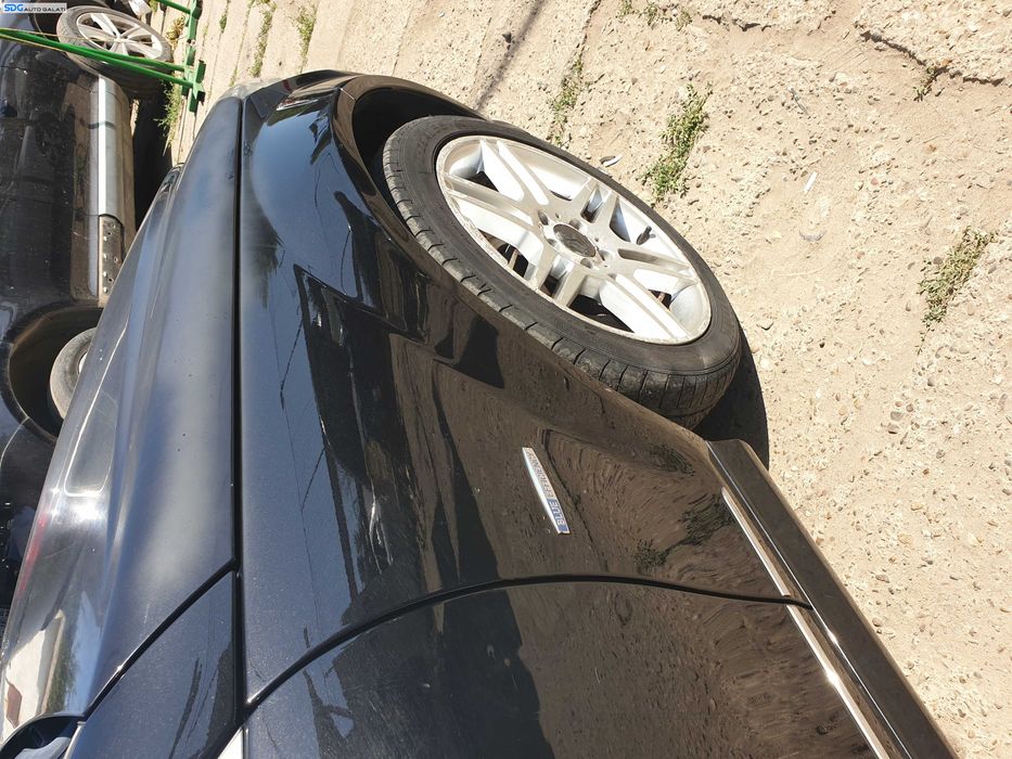 Aripa Dreapta Fata cu Imperfectiuni Mercedes Clasa C Class W204 NFL Non Facelift 2007 - 2011 Culoare 197 [K6206]