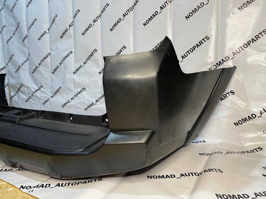 Бампер задний на 4Runner 14-22 год