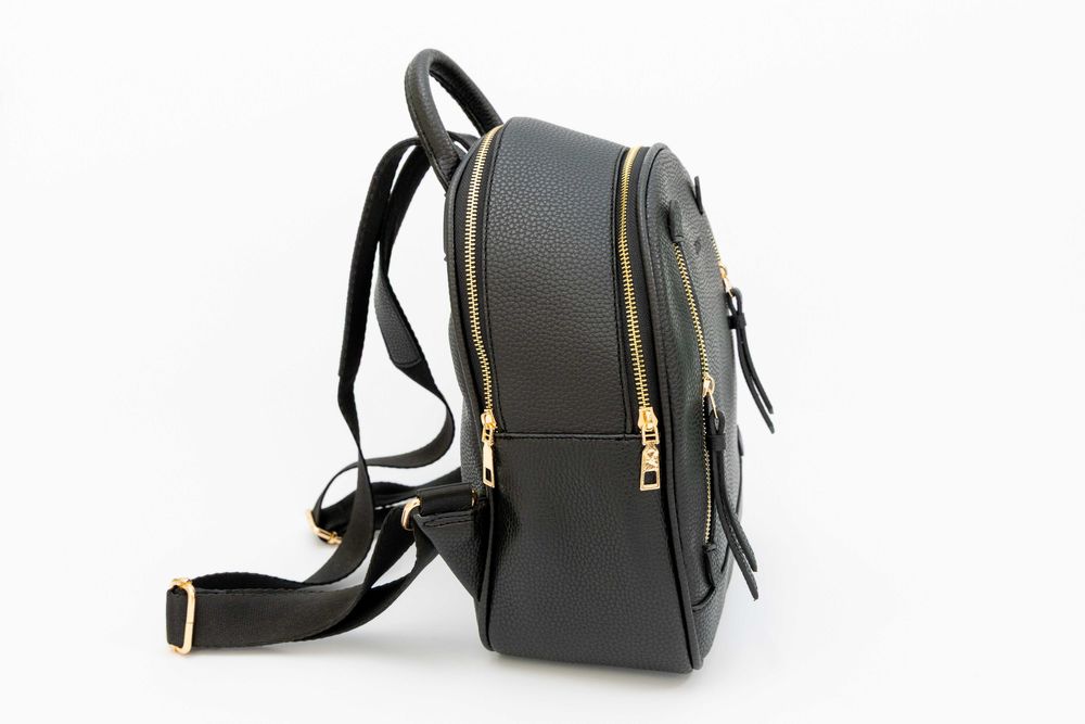 Дамска раница AMORE Martina - Black