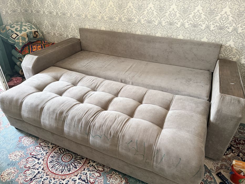 Продам диван в связи с переездом