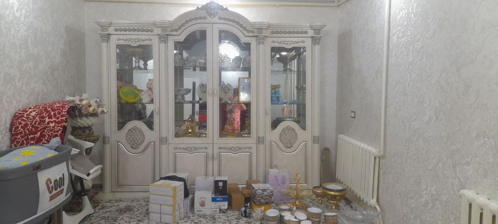 (Sitenka) Mebel holati yaxshi ideal (Rangi : MALLA)