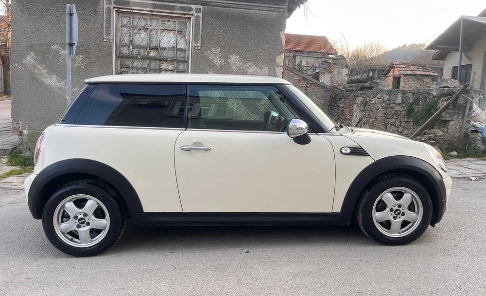 MINI ONE 1.6i 2010 г. нов внос - ЛИЗИНГ