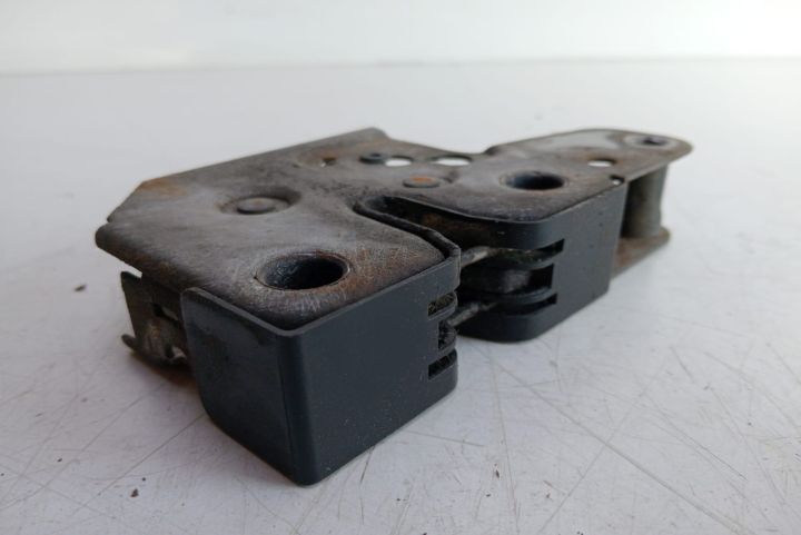 Broasca capota Volkswagen VW Transporter T5