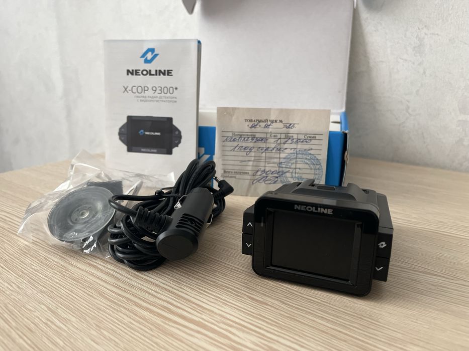 Продам регистратор Neoline X-COP 9300C
