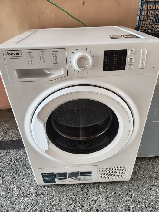 Продавам Сушилня Hotpoint Ariston