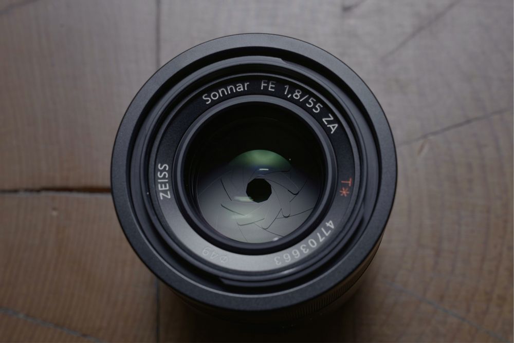 Sony FE 55mm f1.8 обектив