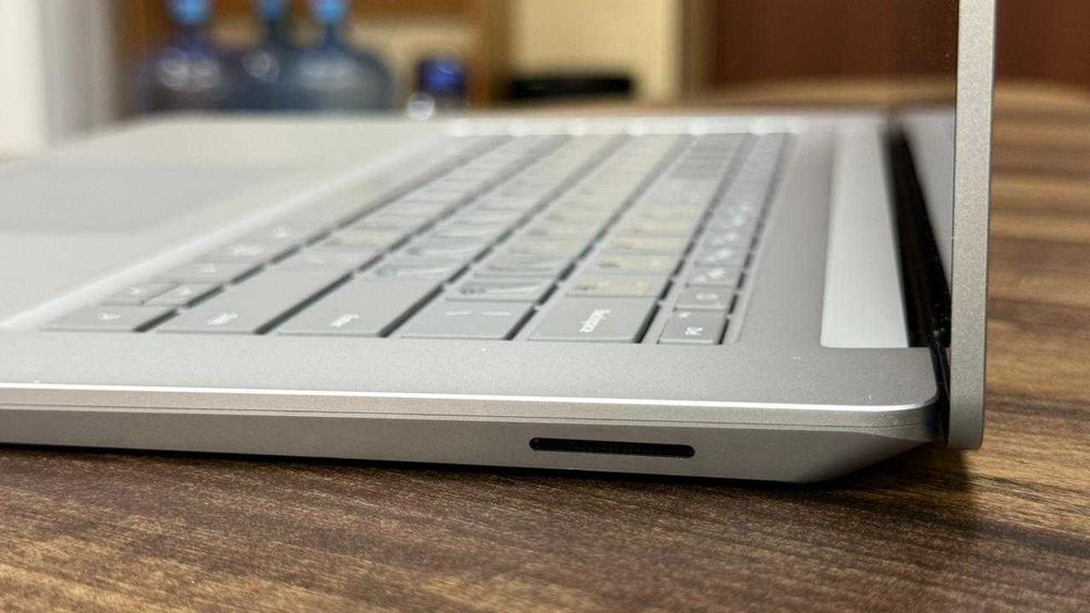 Уникальный Ноутбук Microsoft Surface 4 15" Core i7-1185G7 DDR4 16 GB