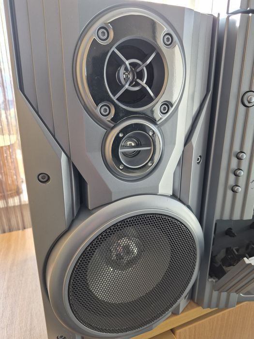 Vând sistem Sharp CD-SW200H