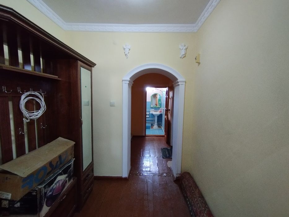 Срочно 3ханалы уй сатылады.