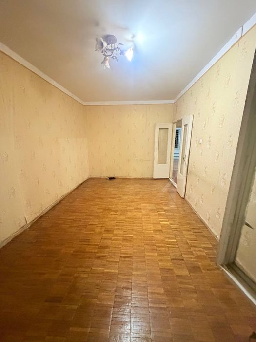 Ўзимми уйимми сотаман юнусобод-2 кв 16-дом 2-хона 1-қават