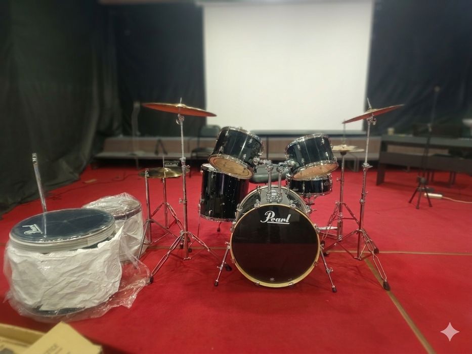 Продается ударная установка Pearl Export EXX (Jet Black) с допами
