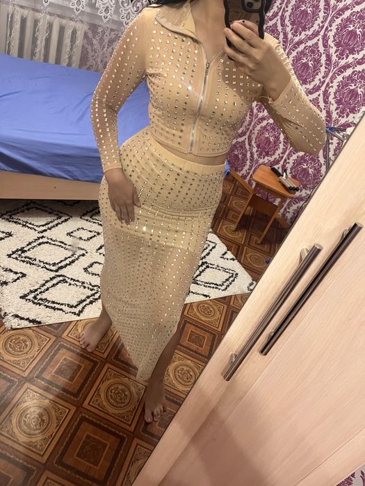 Продам платья!!!