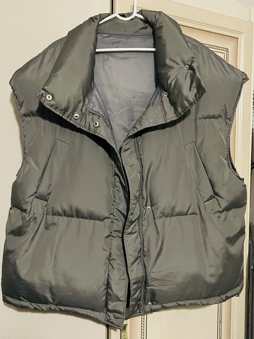 Продам жилетку оверсайз